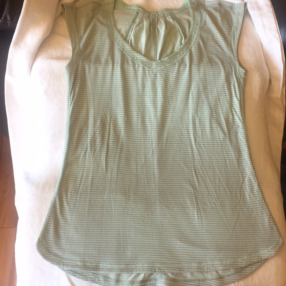 Short sleeve